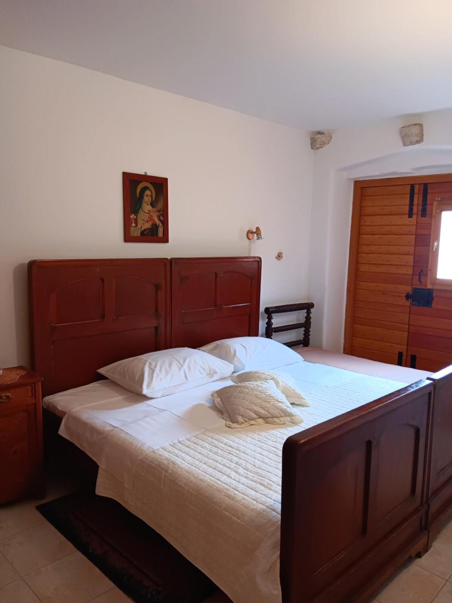 Guest House Lucijo Vrboska Rom bilde
