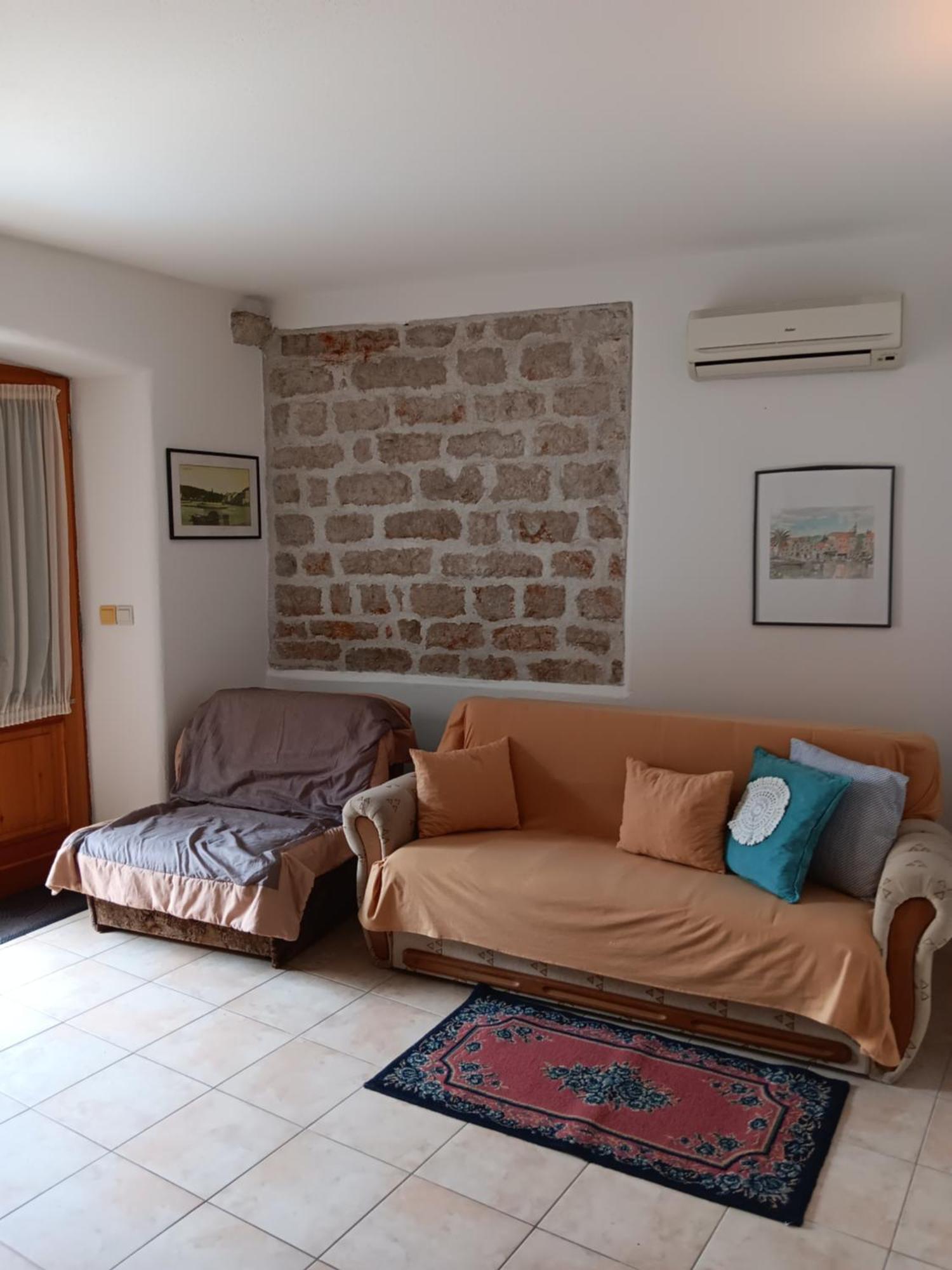 Guest House Lucijo Vrboska Rom bilde